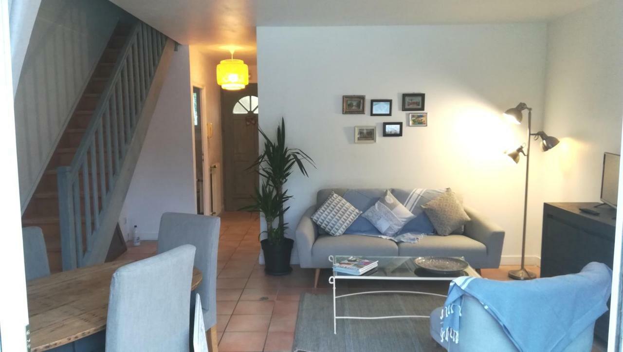 Gites, Chambres D'Hotes La Maison D'Amis Puilboreau Exteriér fotografie